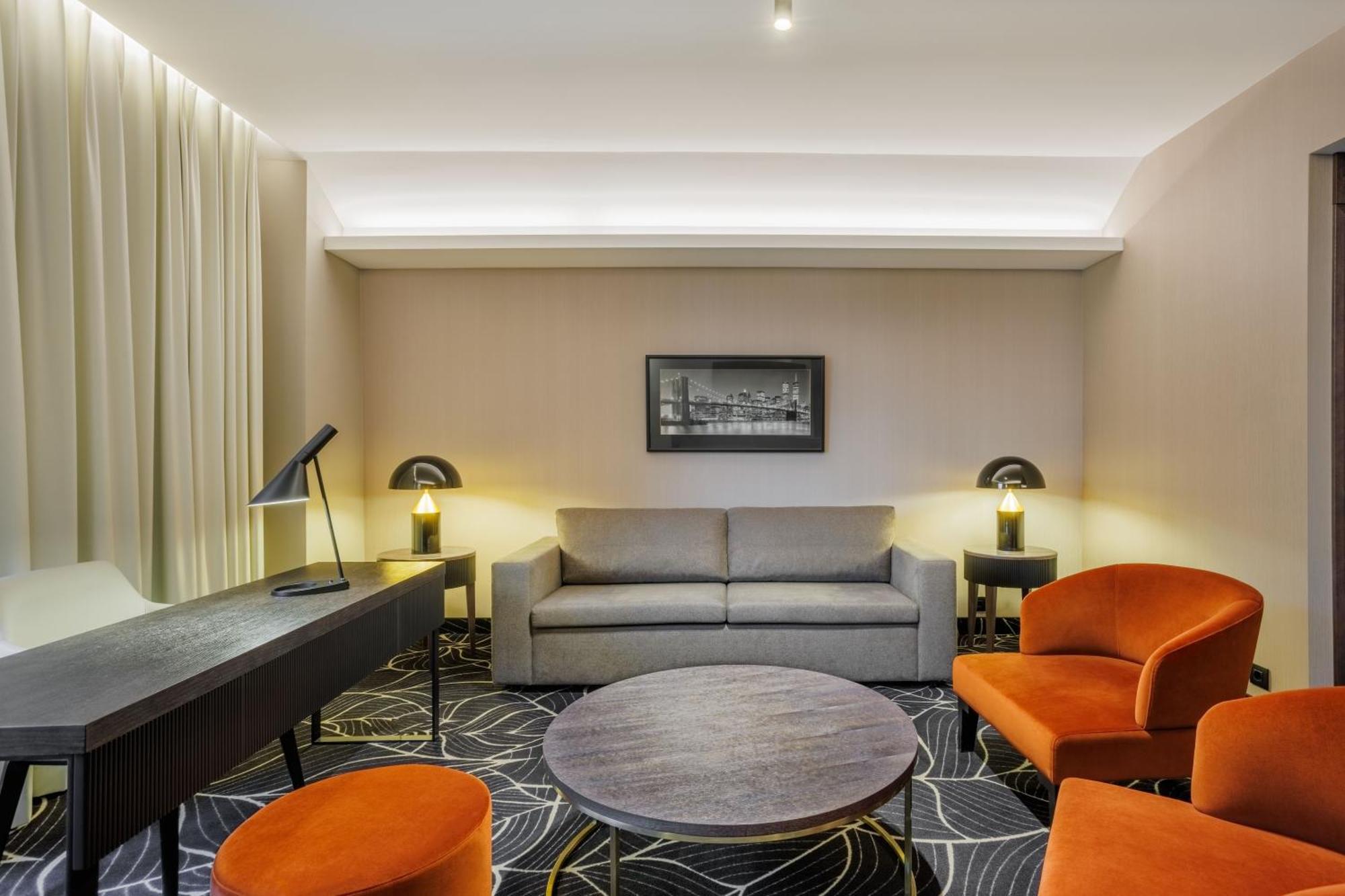 Movenpick Hotel Tallin Exterior foto