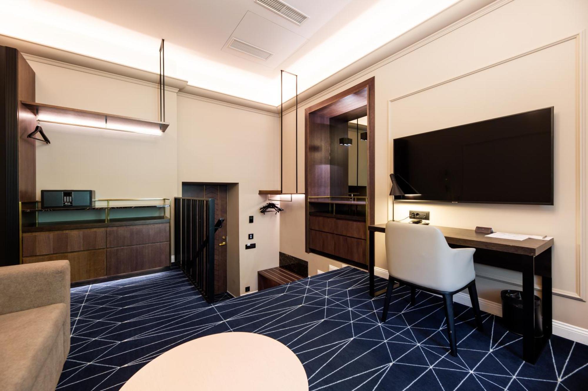 Movenpick Hotel Tallin Exterior foto